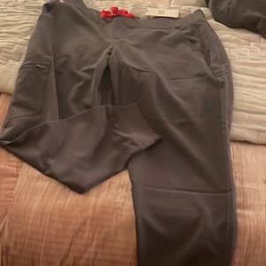 New figs dark charcoal jogger scrub pants